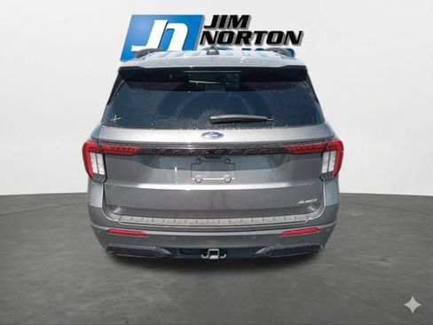 Used 2025 Ford Explorer ST-Line AWD/4WD image 8