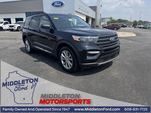 Used 2023 Ford Explorer XLT w/ Equipment Group 202A image 1