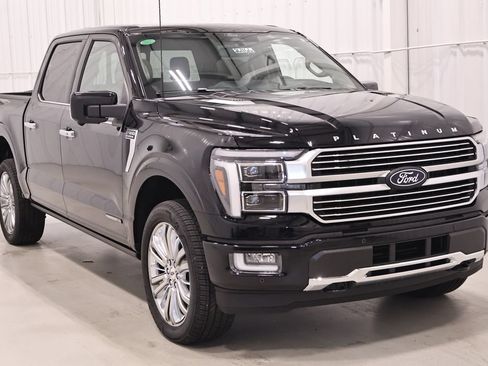 New 2026 Ford F150 Platinum w/ Equipment Group 703A Plus AWD/4WD image 3