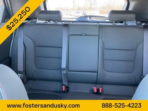 Used 2023 Chevrolet TrailBlazer RS w/ Convenience Package image 16