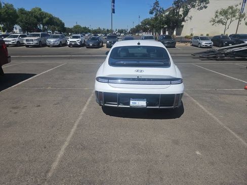 Used 2023 Hyundai Ioniq 6 SEL RWD image 6