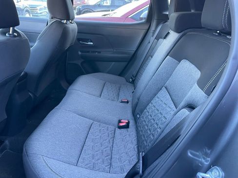 Used 2026 Nissan Kicks SV w/ SV Premium Package image 7