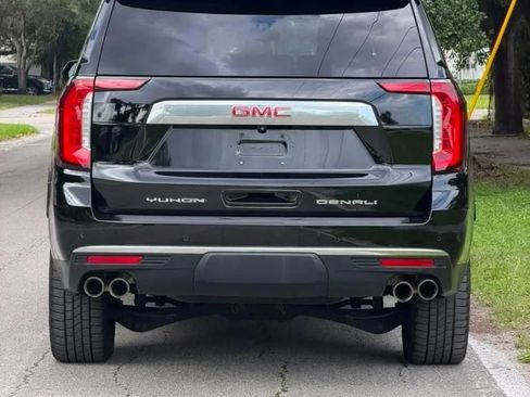 Used 2021 GMC Yukon XL Denali AWD/4WD image 7