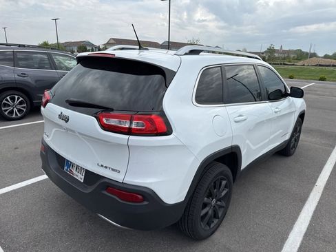 Used 2015 Jeep Cherokee Limited AWD/4WD image 4