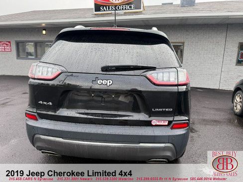 Used 2019 Jeep Cherokee Limited AWD/4WD image 4