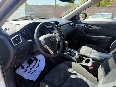 Used 2015 Nissan Rogue SV w/ SV Premium Package AWD/4WD image 14