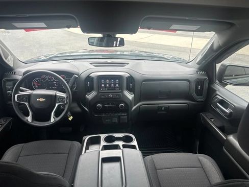 Used 2022 Chevrolet Silverado 1500 Custom w/ Safety Confidence Package RWD image 25
