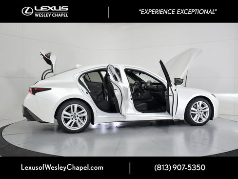 Used 2024 Lexus IS 300 w/ Comfort Package image 17
