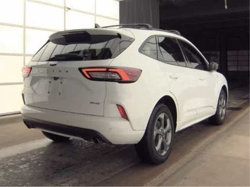 Certified 2023 Ford Escape ST-Line w/ Tech Pack #1 AWD/4WD image 3