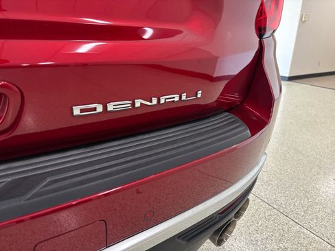 Used 2024 GMC Yukon Denali w/ LPO, Floor Liner Package image 10