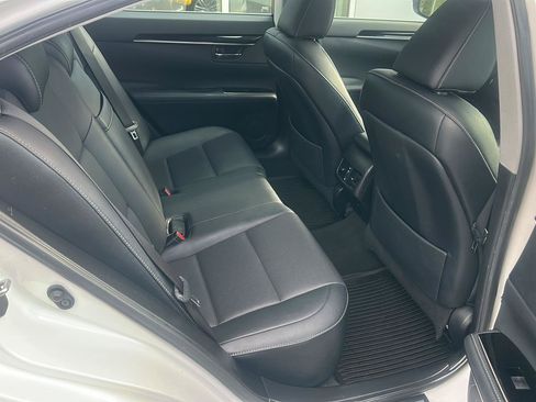 Used 2016 Lexus ES 350 w/ Accessory Package FWD image 11