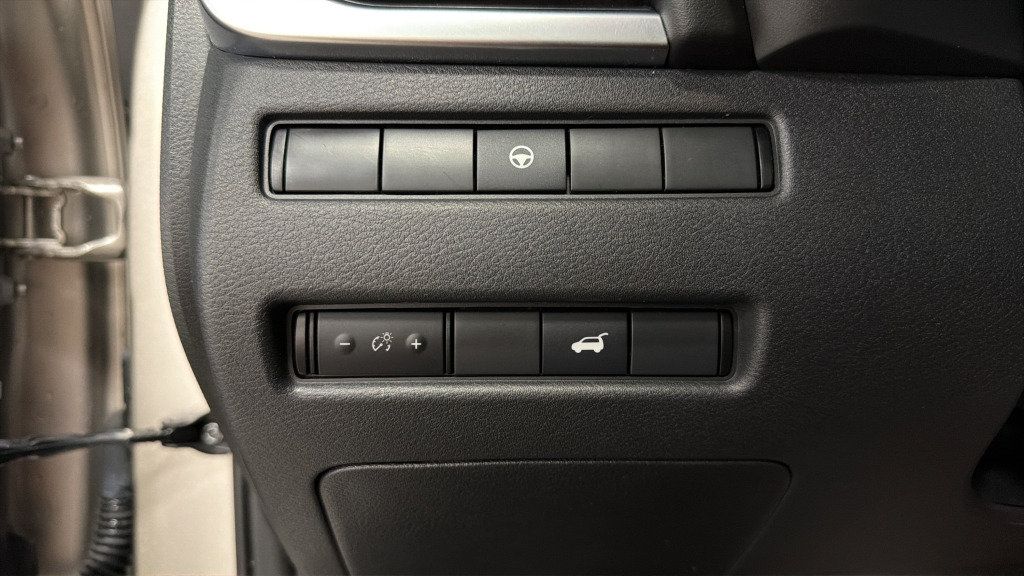 Used 2021 Nissan Rogue SL w/ Premium Package AWD/4WD image 21