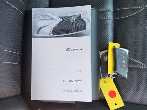 Used 2021 Lexus ES 350 Ultra Luxury w/ Accessory Package 2 FWD image 43