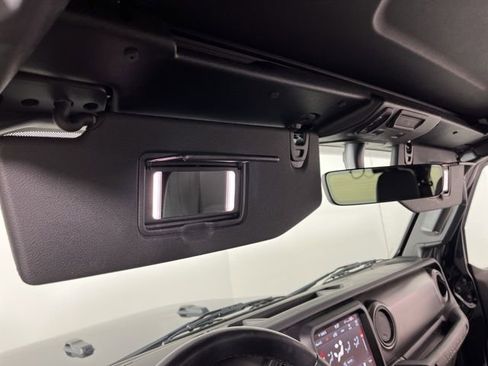 Used 2023 Jeep Wrangler Willys image 32