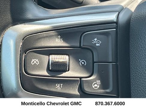 Used 2023 Chevrolet Silverado 1500 LT AWD/4WD image 16