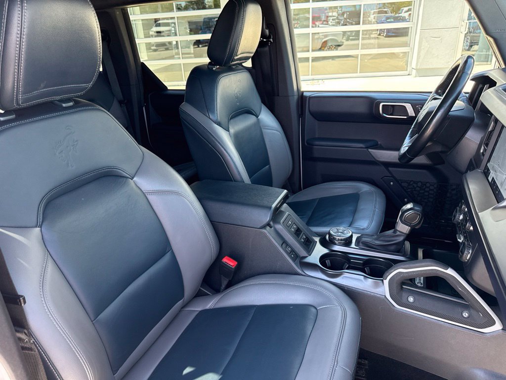 Used 2023 Ford Bronco Outer Banks AWD/4WD image 36