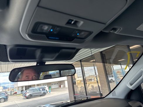 Used 2023 Ford F250 XL w/ STX Appearance Package image 21