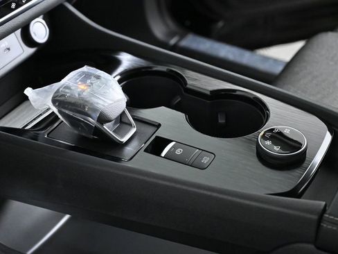 New 2026 Nissan Rogue SV image 18