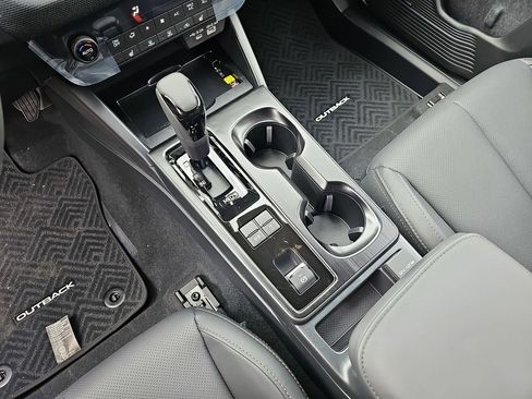 New 2026 Subaru Outback Limited AWD/4WD image 31