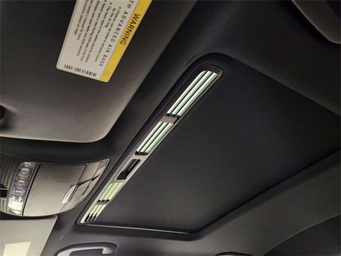 Used 2019 Mercedes-Benz E 450 4MATIC Sedan image 26