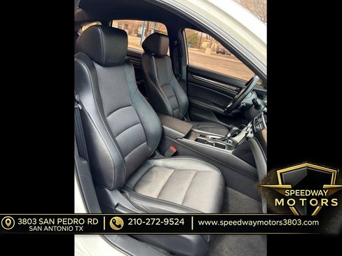 Used 2019 Honda Accord Sport image 10