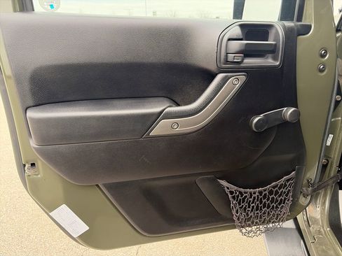 Used 2015 Jeep Wrangler Sport w/ Quick Order Package 24S image 19