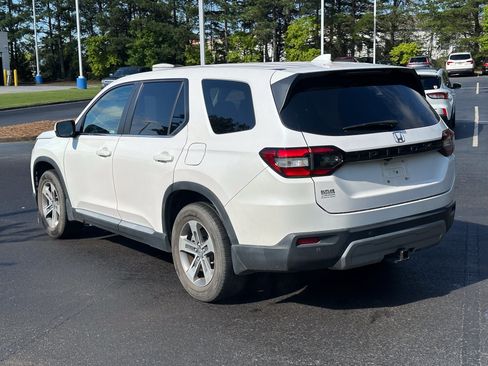 Used 2023 Honda Pilot EX-L image 9
