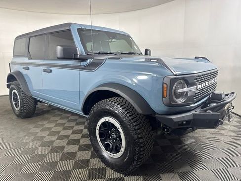 Certified 2022 Ford Bronco Badlands w/ Sasquatch Package AWD/4WD image 1