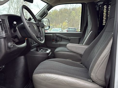 Used 2024 Chevrolet Express 2500 w/ Driver Convenience Package RWD image 13
