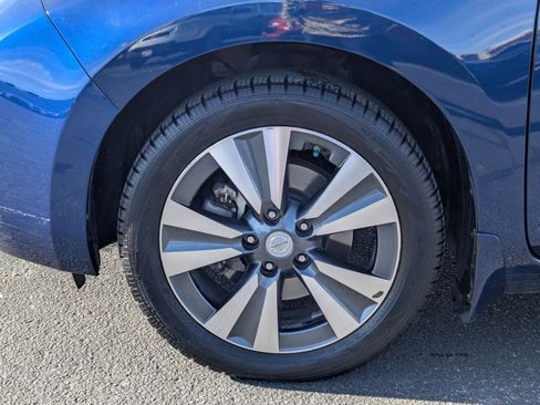 Used 2016 Nissan Leaf SV w/ Premium Package image 13