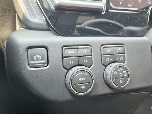 New 2026 Chevrolet Silverado 1500 LT Trail Boss w/ LT Trail Boss Premium Package AWD/4WD image 37