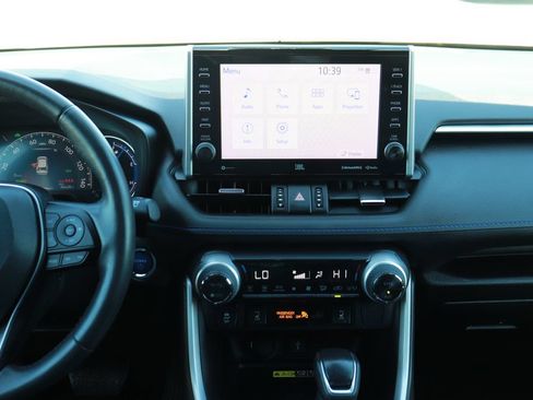 Used 2022 Toyota RAV4 XSE AWD/4WD image 16