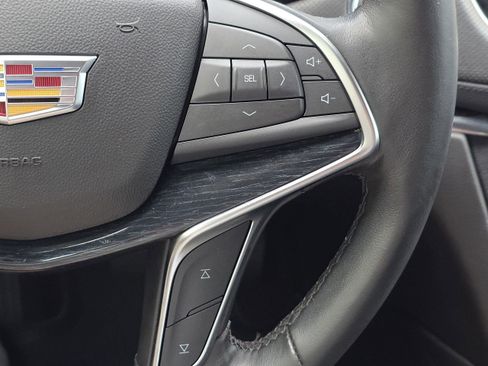 Used 2024 Cadillac XT5 Premium Luxury image 29