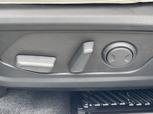 New 2025 Hyundai Tucson Limited image 18