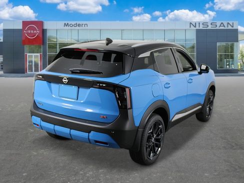 New 2026 Nissan Kicks SR FWD image 5