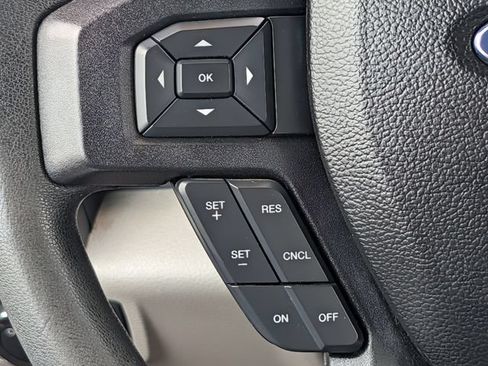 Used 2018 Ford F150 XLT AWD/4WD image 25