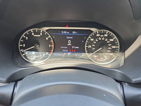 Used 2025 Nissan Altima 2.5 SV FWD image 23
