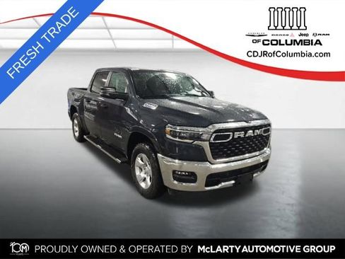 Used 2025 RAM 1500 Big Horn AWD/4WD image 1
