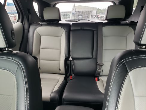 Used 2022 Chevrolet Equinox LT FWD image 30