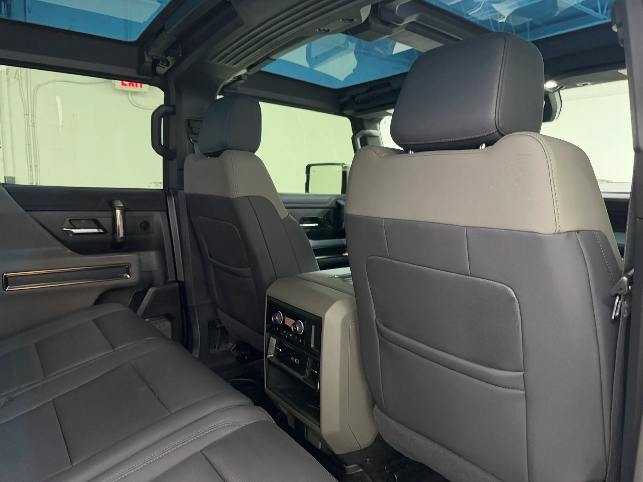 Used 2024 GMC Hummer EV 3X w/ LPO, Cargo Utility Package AWD/4WD image 64