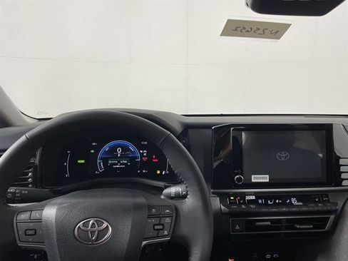 New 2026 Toyota Camry LE image 15