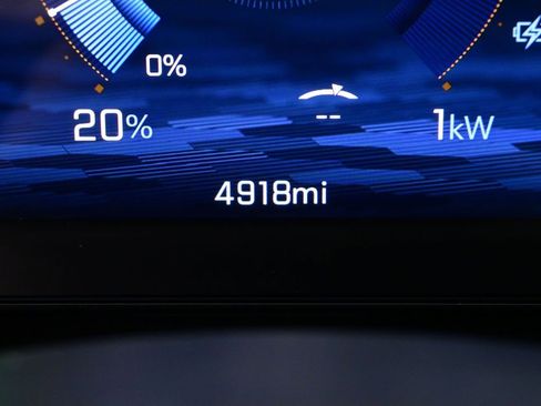 Used 2026 Chevrolet Equinox EV LT image 29