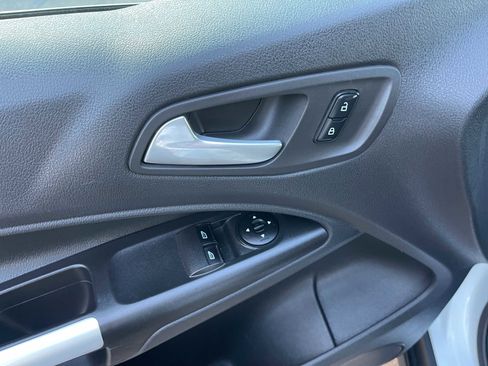 Used 2016 Ford Transit Connect XLT image 19