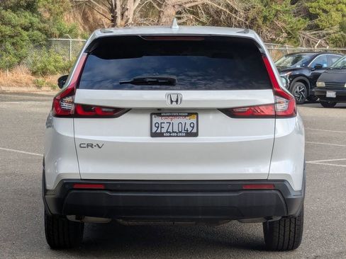 Used 2023 Honda CR-V EX-L image 6