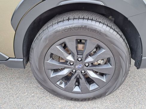 Certified 2024 Subaru Outback Onyx Edition image 36