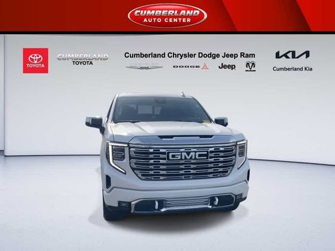 Used 2022 GMC Sierra 1500 Denali image 3
