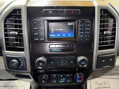 Used 2018 Ford F250 XL w/ Power Equipment Group image 19