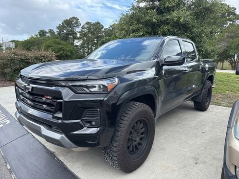 Used 2023 Chevrolet Colorado Z71 w/ Z71 Convenience Package 2 AWD/4WD image 1
