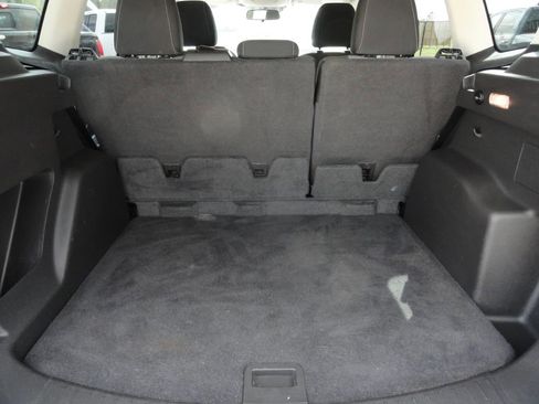 Used 2017 Ford Escape SE image 12