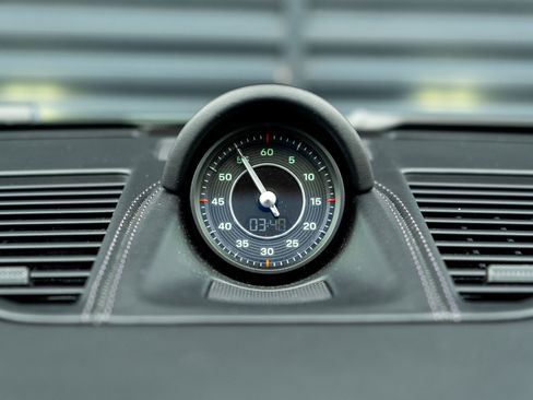 Certified 2024 Porsche 911 Carrera S image 27